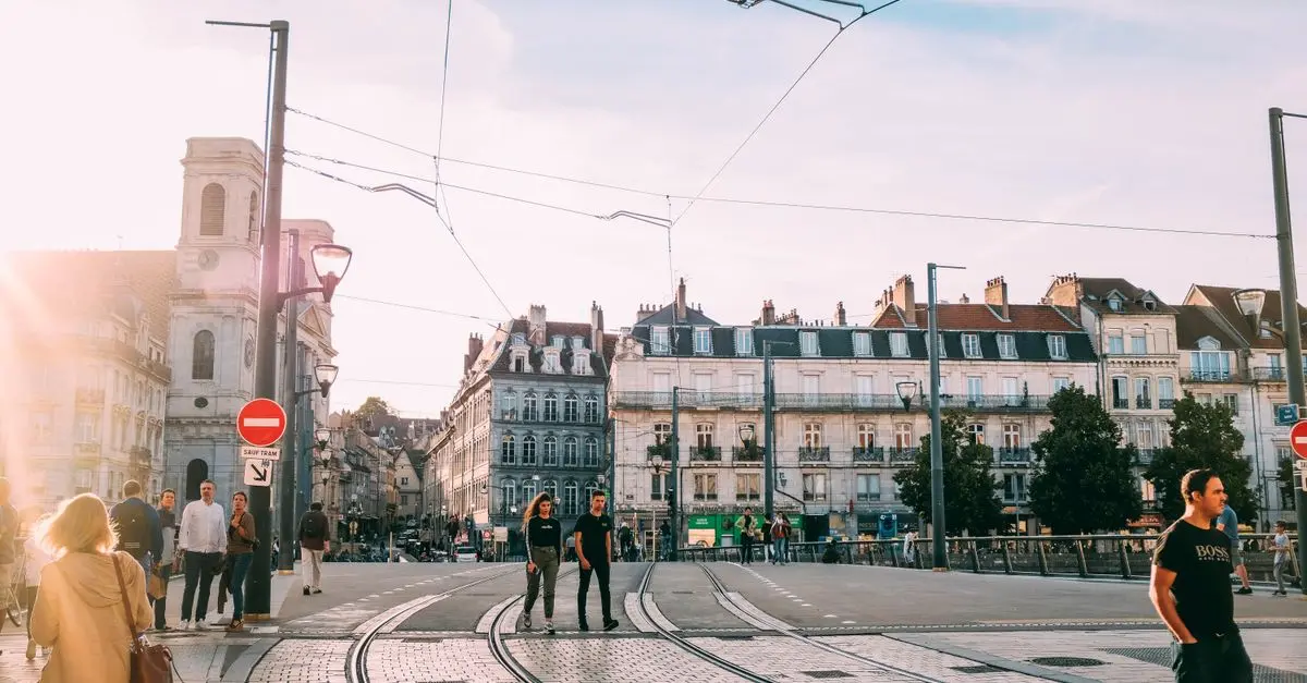 Expériences Insolites à Découvrir en France : Notre Sélection