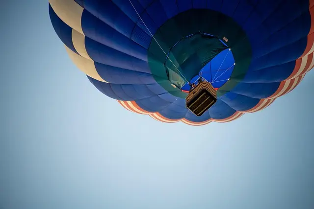 Expériences Insolites à Tester : Plongée au Cœur de la France